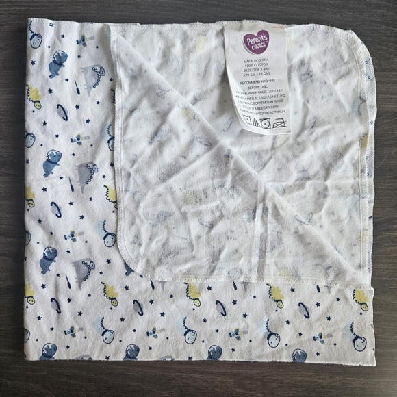 Parent's Choice Set Of Four Cotton Recieving Blankets Dinosaur Print - Picture 8 of 10